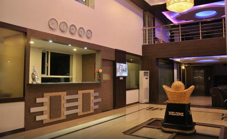 Grand Clarks Inn Badami Zewnętrze zdjęcie