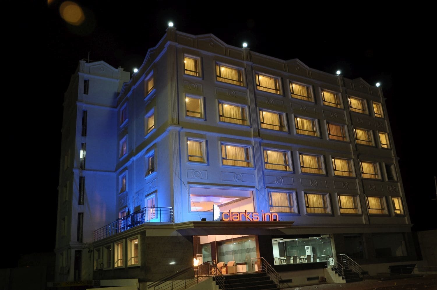 Grand Clarks Inn Badami Zewnętrze zdjęcie
