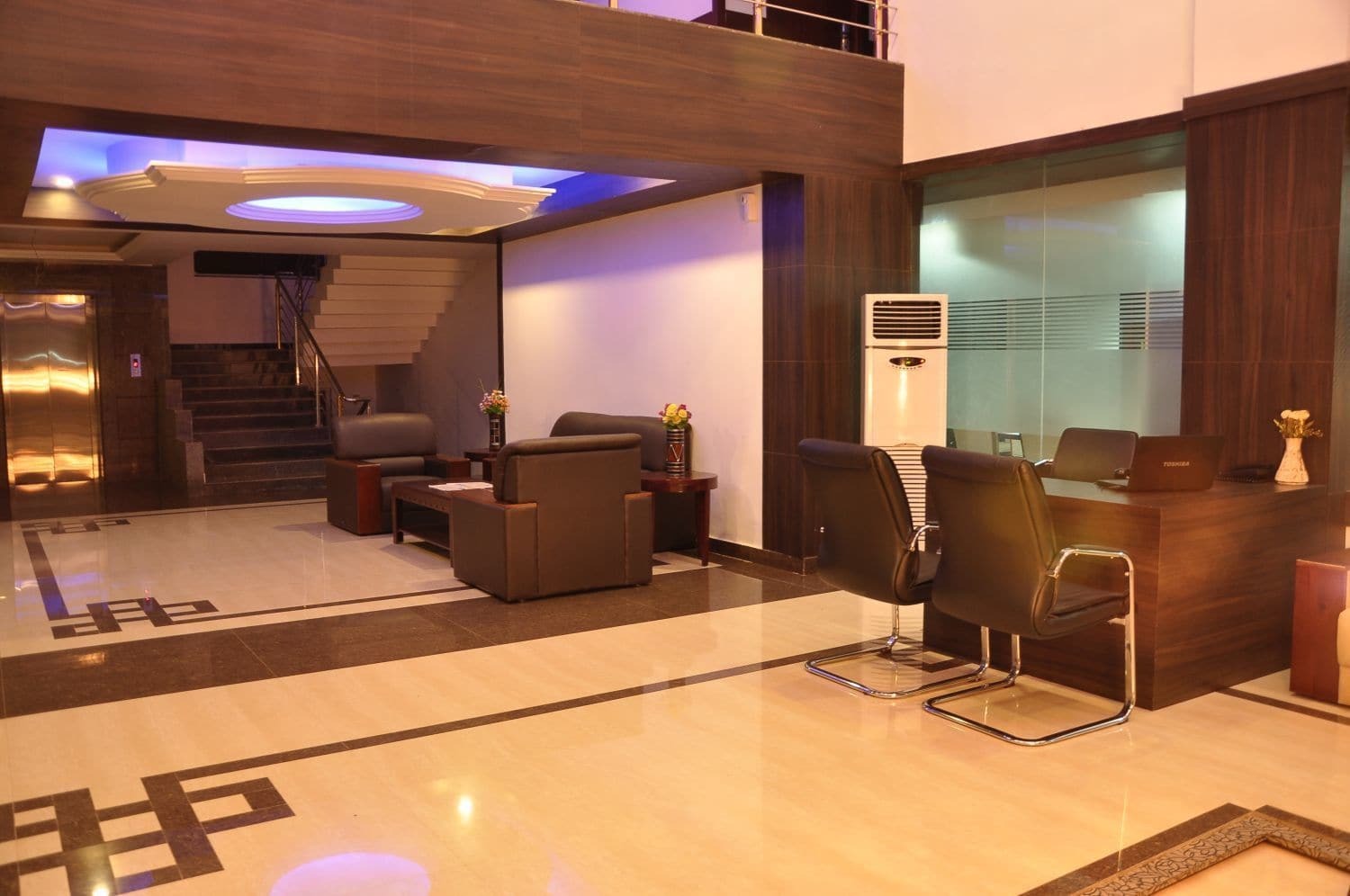 Grand Clarks Inn Badami Zewnętrze zdjęcie