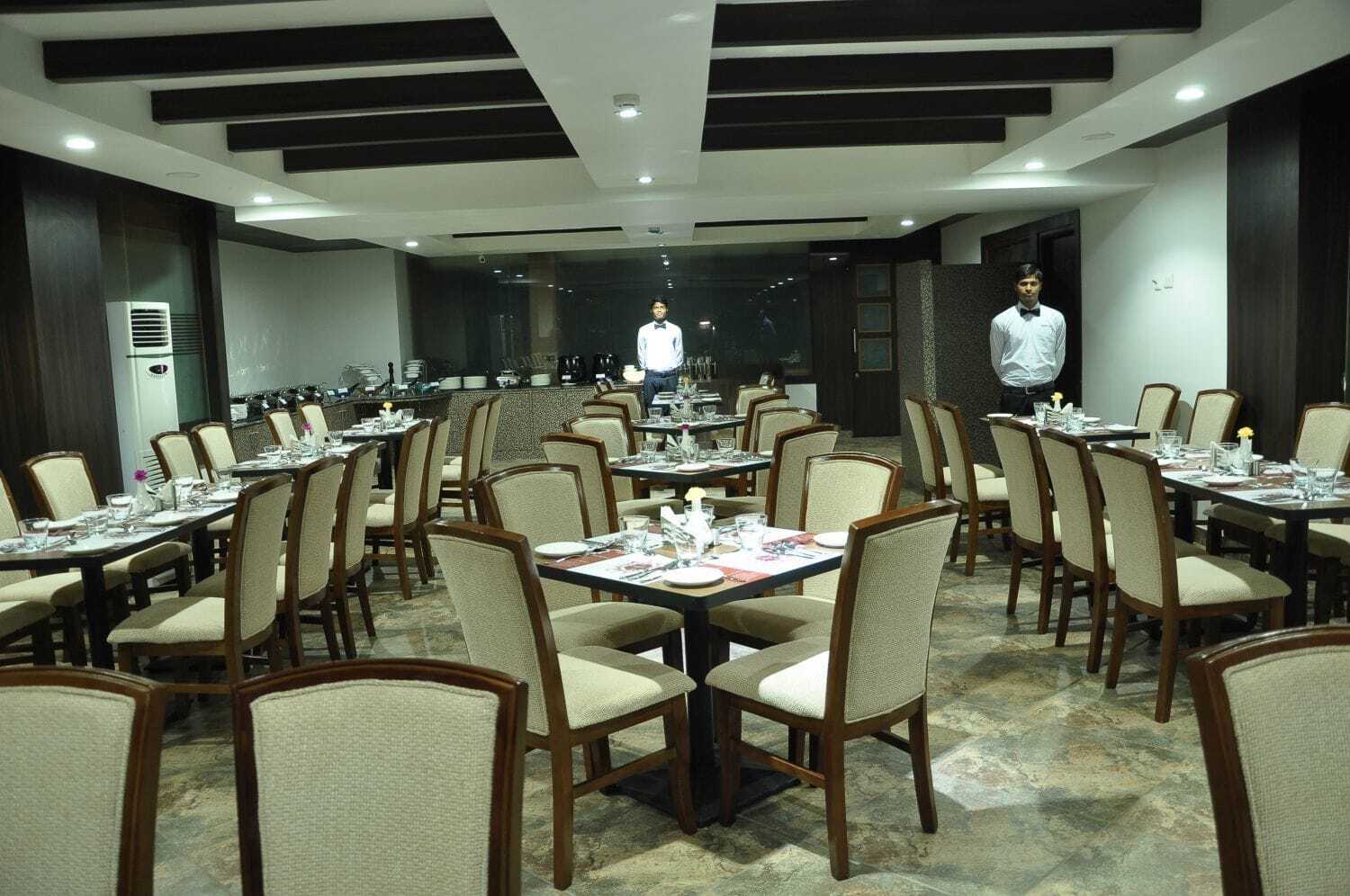 Grand Clarks Inn Badami Zewnętrze zdjęcie